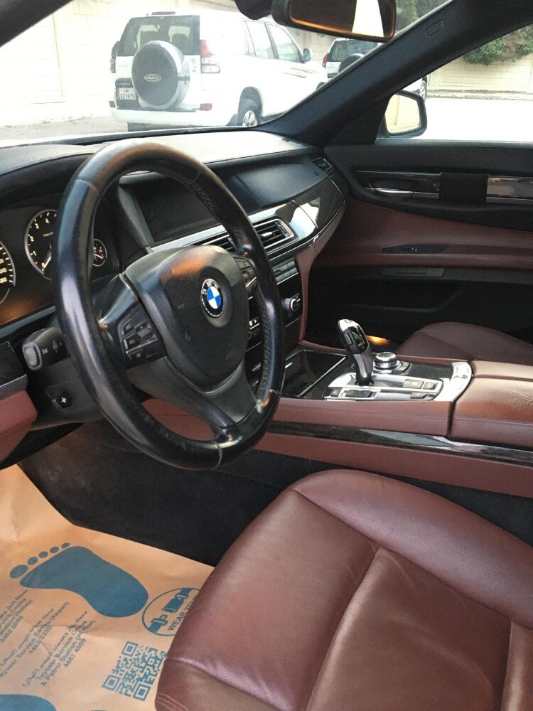 BMW 2012 - 7