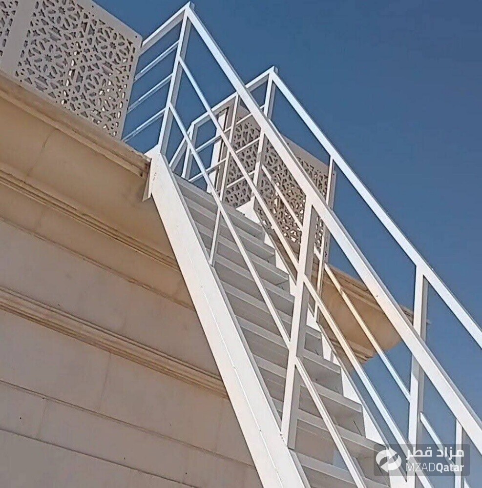 نقوم بجميع الحدادة ترتيب وتركيب ا - 2