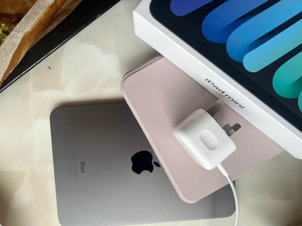 ipad mine 6  - 1