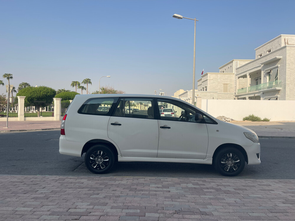 Toyota Innova 13 model  - 1