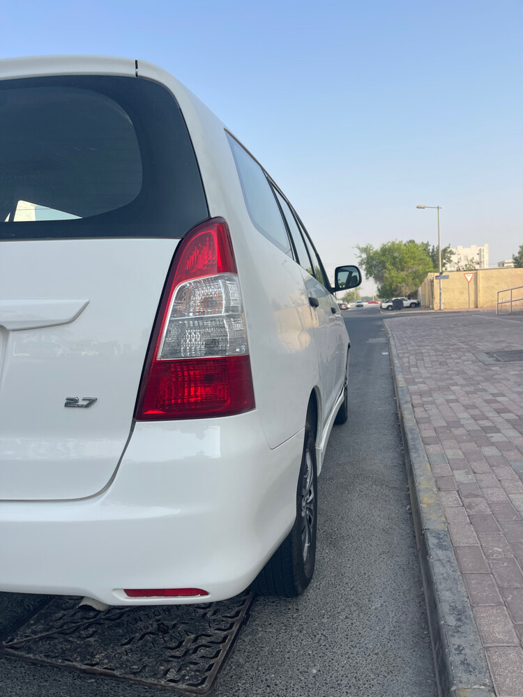 Toyota Innova 13 model  - 8