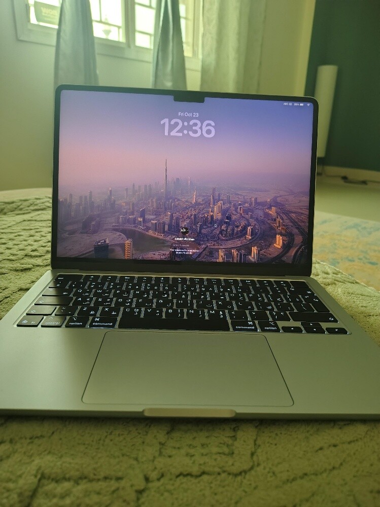 MacBook air m4 16gb with 512gb - 2