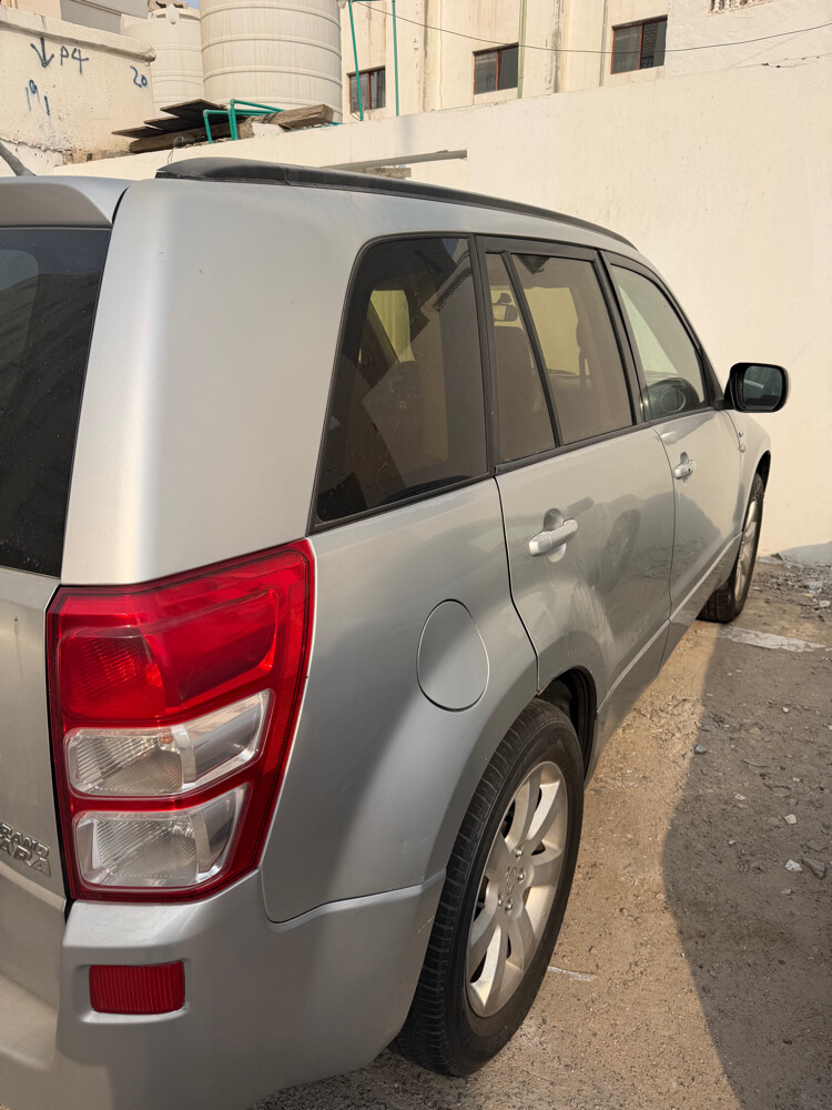 Suzuki Grand Vitara  - 3