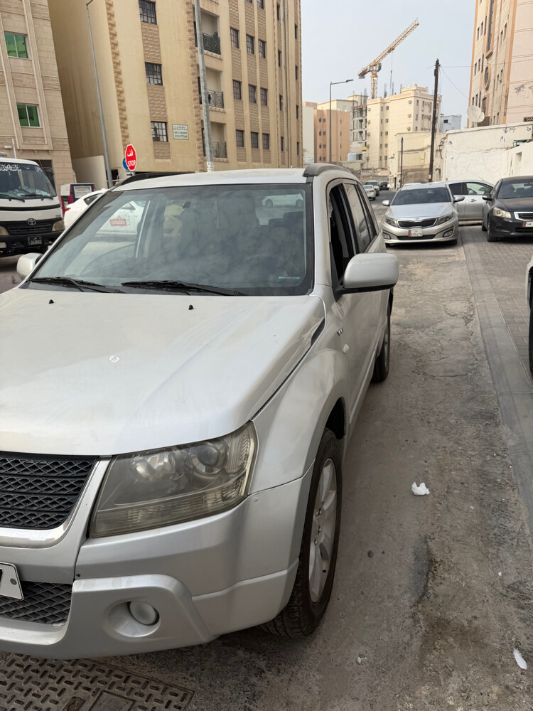 Suzuki Grand Vitara  - 4