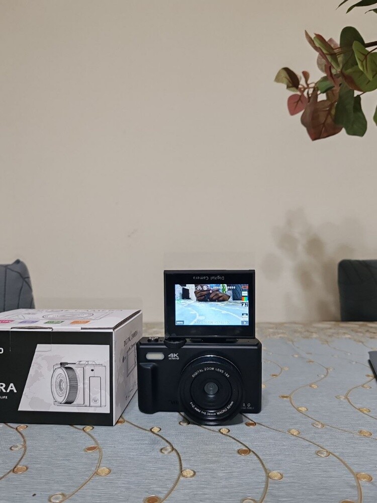 DIGITAL LENS CAMERA  4k - 3