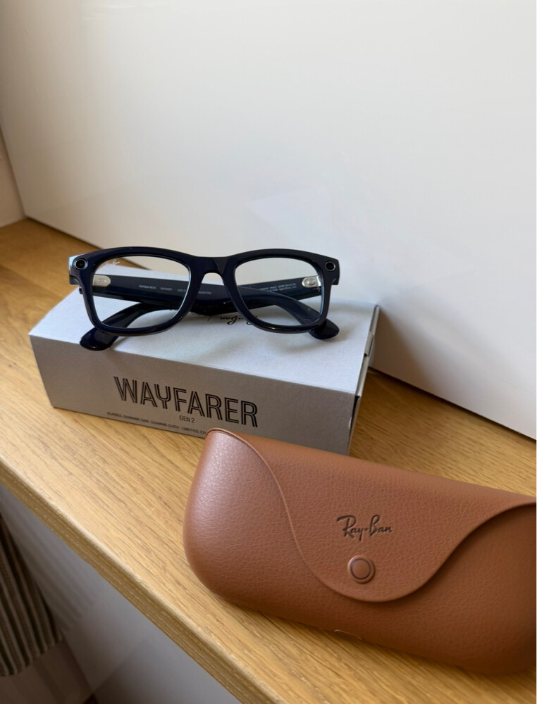 Ray-Ban Meta Wayfarer smart glasses - 1