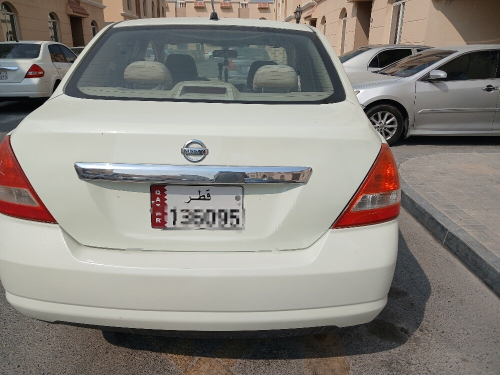 نيسان - 3