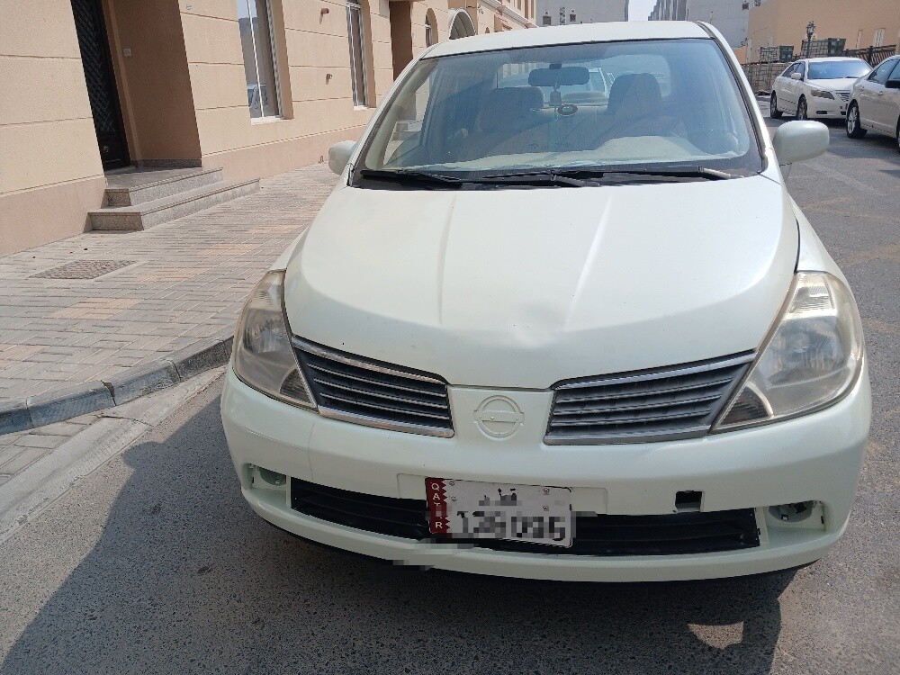 نيسان - 1