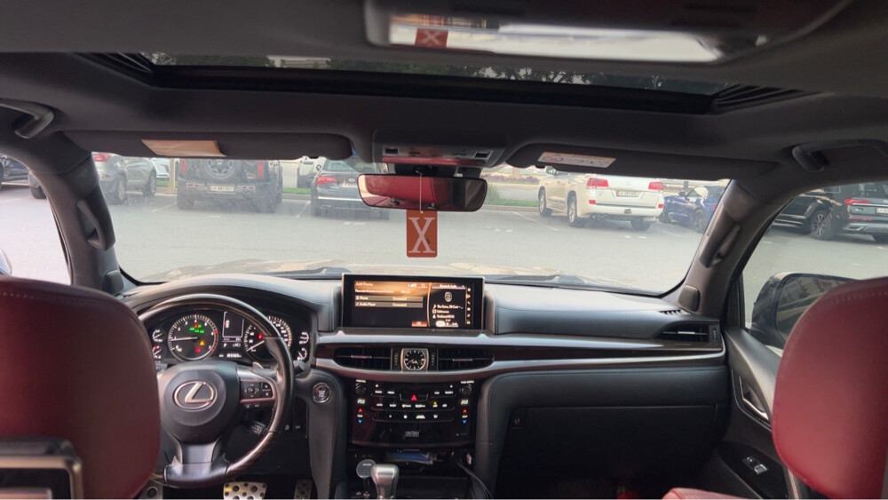 LX570 black editon 2019 - 18