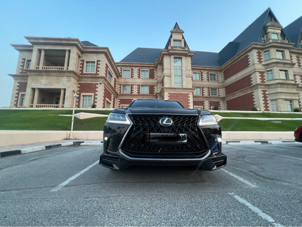 LX570 black editon 2019 - 14