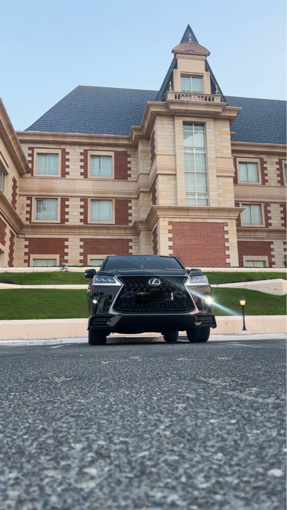 LX570 black editon 2019 - 3