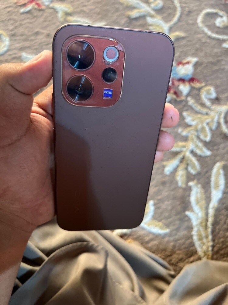 Vivo V70 Good Condition - 4