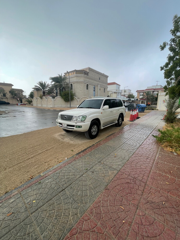 Lexus car - 6