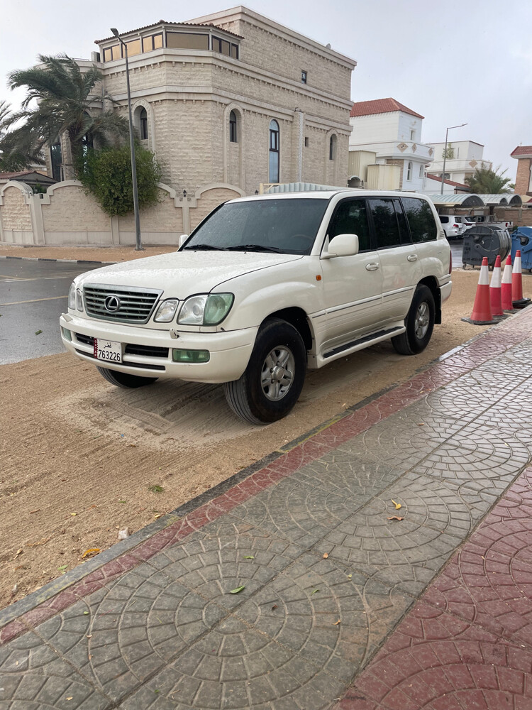 Lexus car - 4