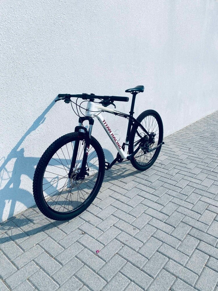 RUSH SALE " TITAN RACING - 2