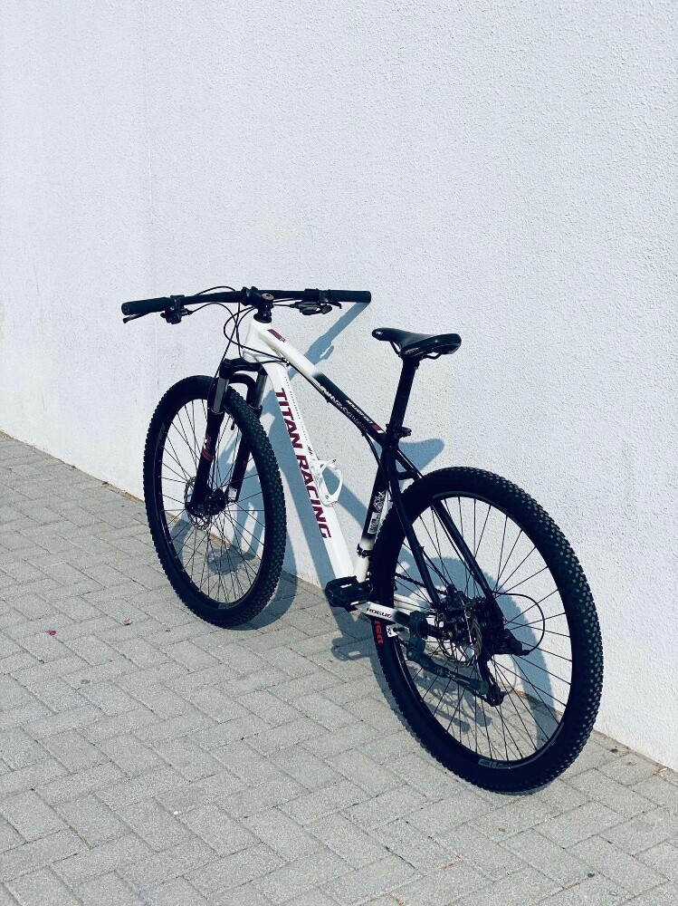 RUSH SALE " TITAN RACING - 4