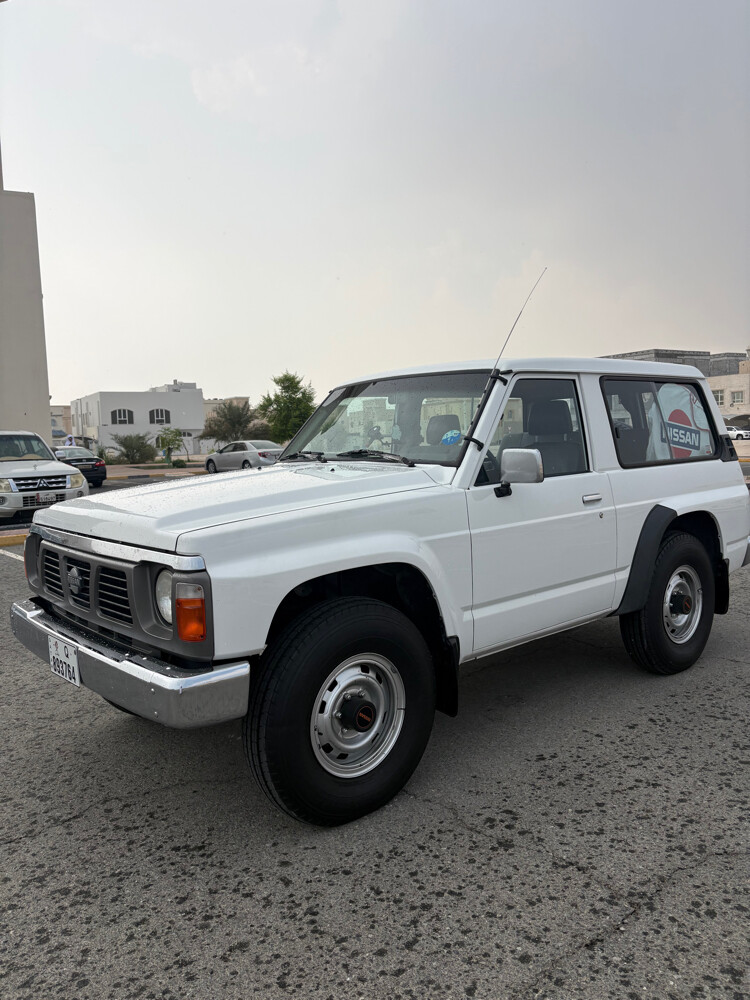 للبيع نيسان باب ٩٠ - 8