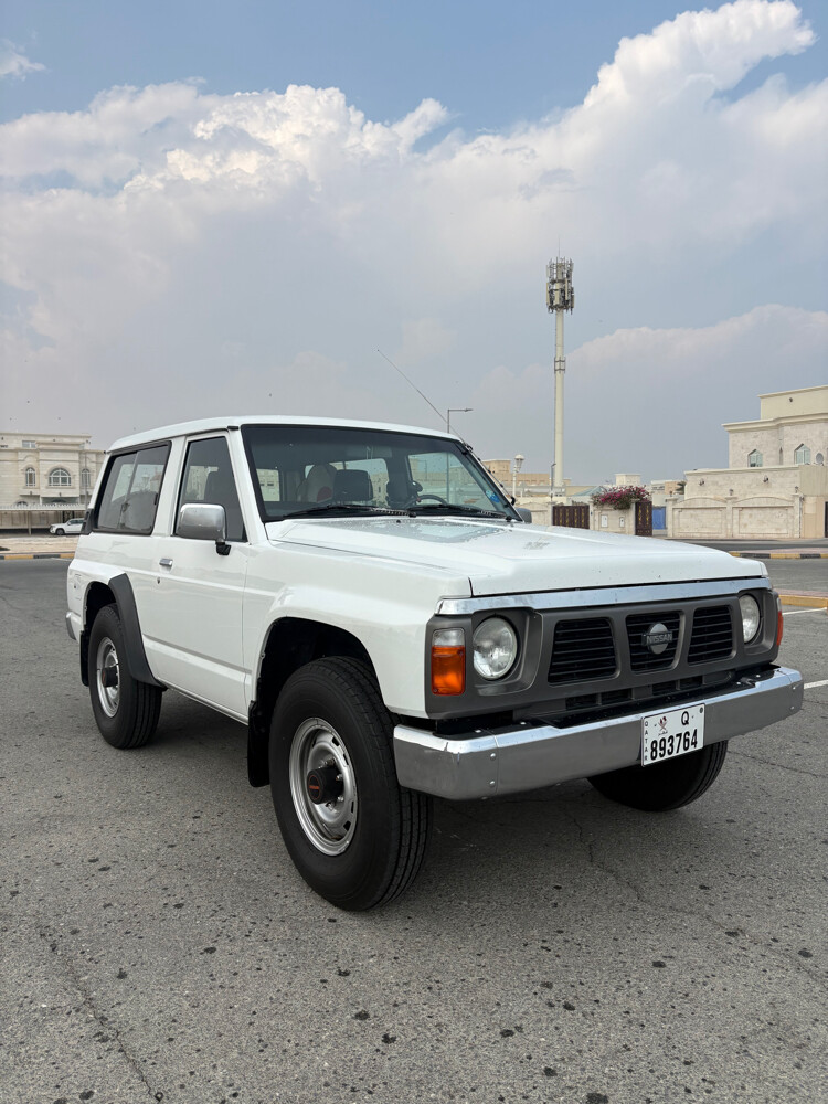 للبيع نيسان باب ٩٠ - 7