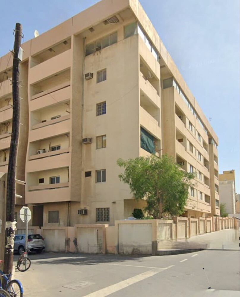 للبيع عمارة بسعر الارض 1805 - 2