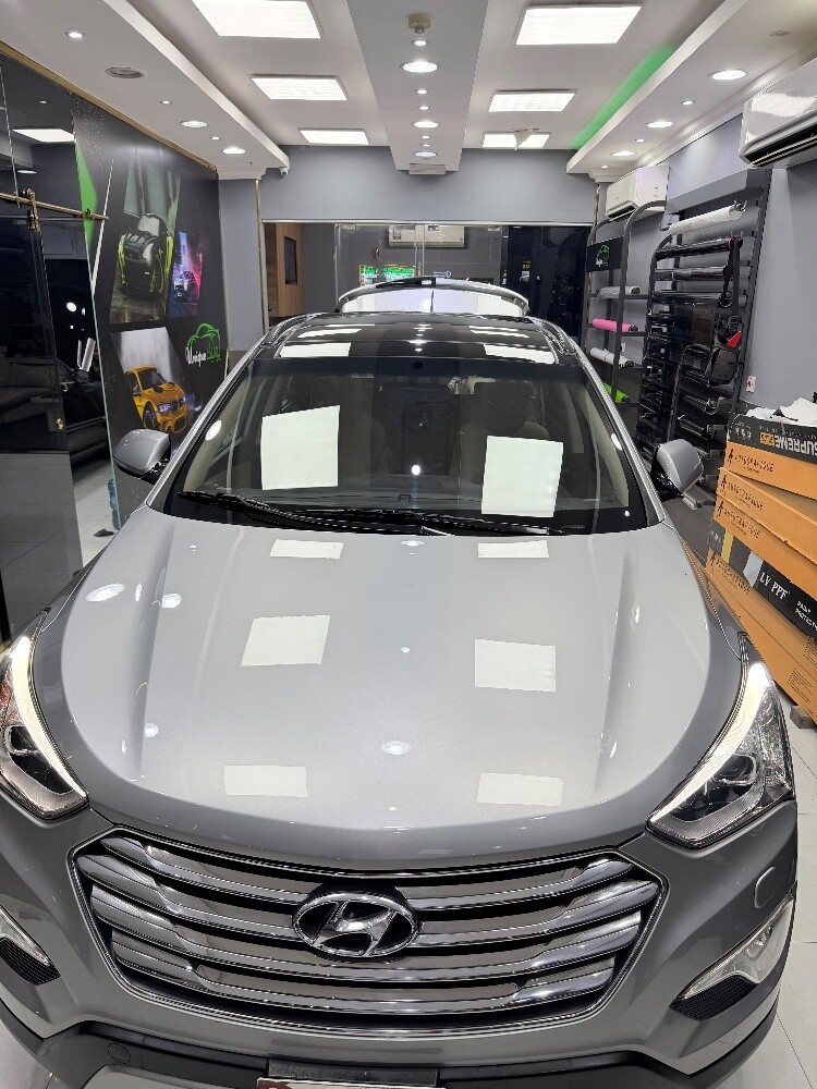 Full Options Hyundai Santa Fe - 8