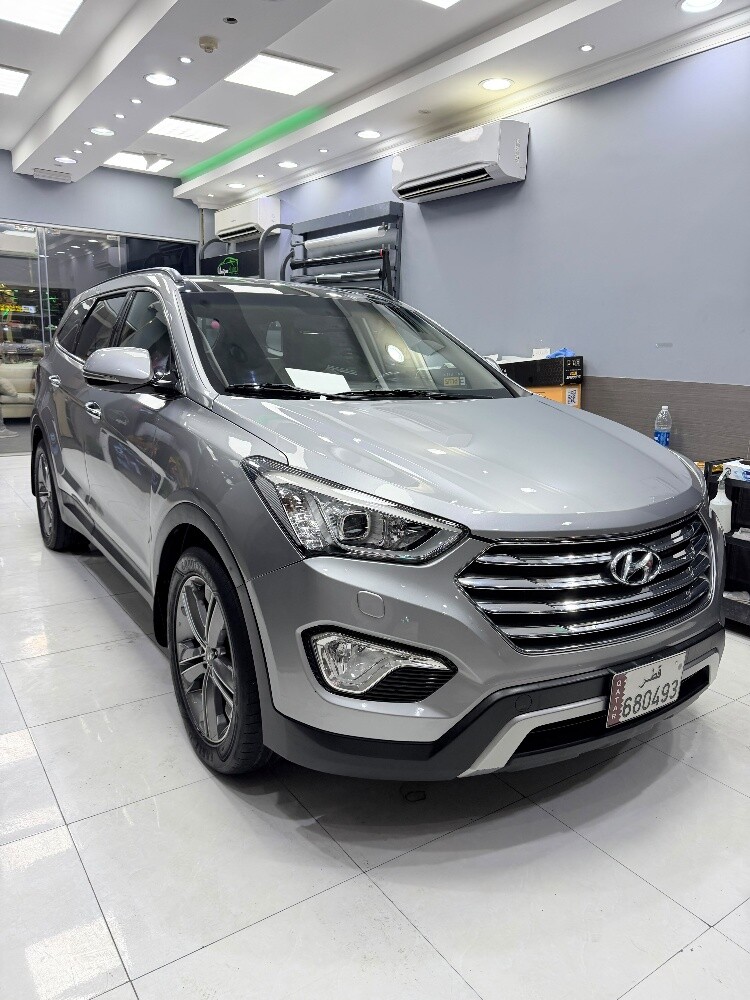 Full Options Hyundai Santa Fe - 4