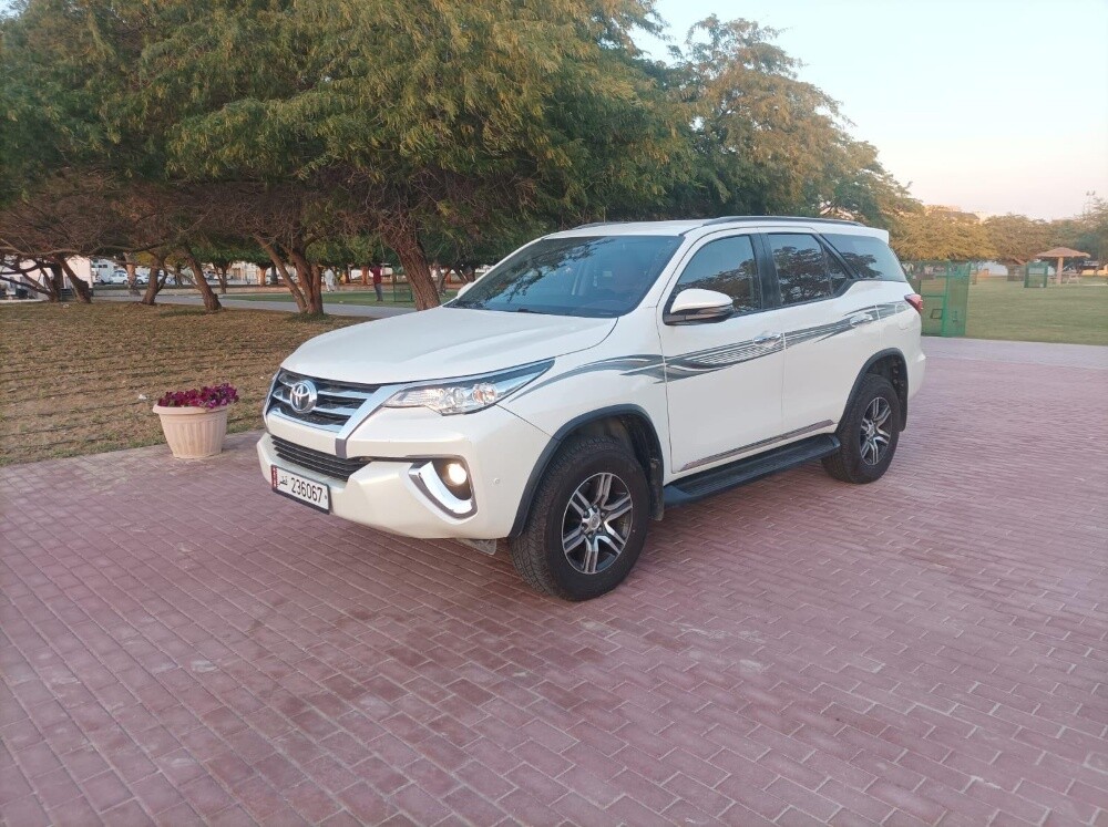 Toyota Fortuner - 8