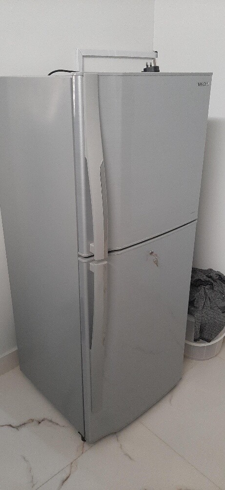 Fridge Toshiba - 2