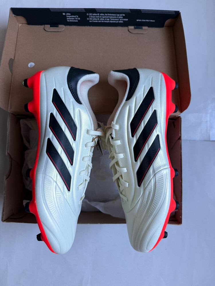 Adidas football shoes new - 4