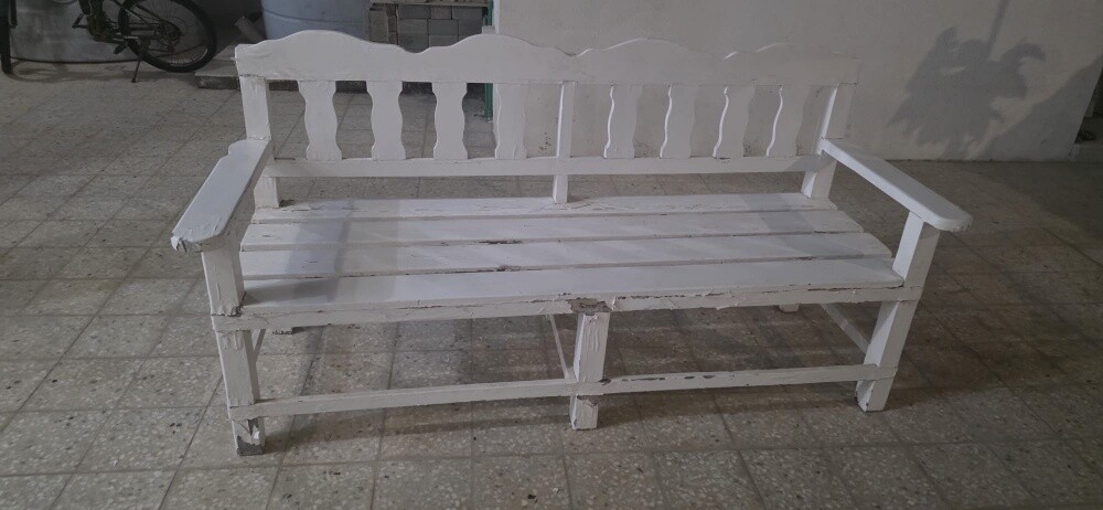 2 outdoor chairs - 1