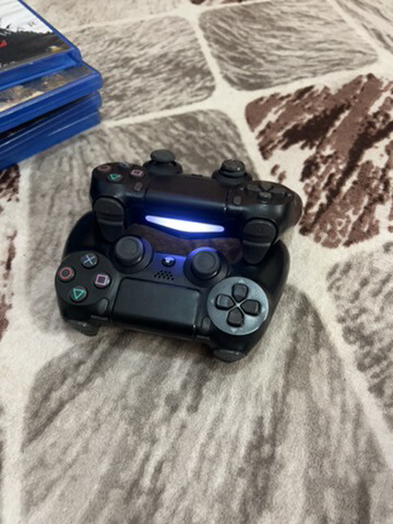 Sony four - 3