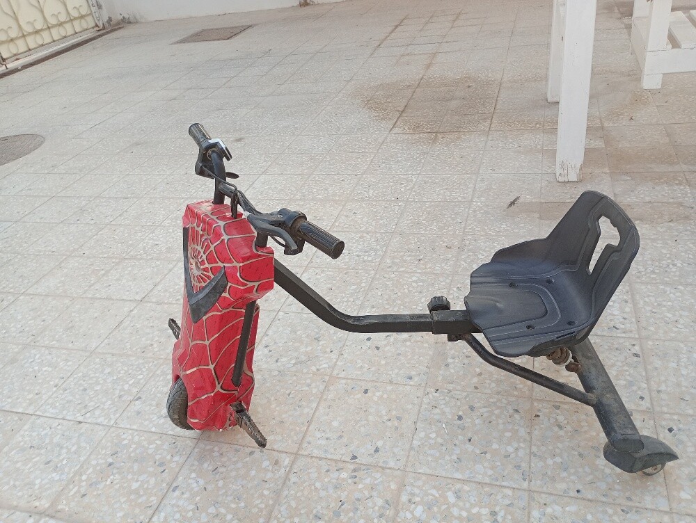 Electric scooter for children - 4