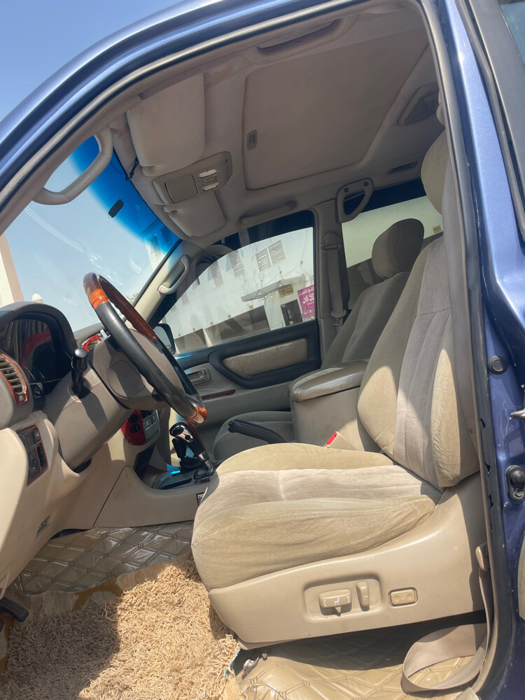 Toyota Lendcruser full option  - 6