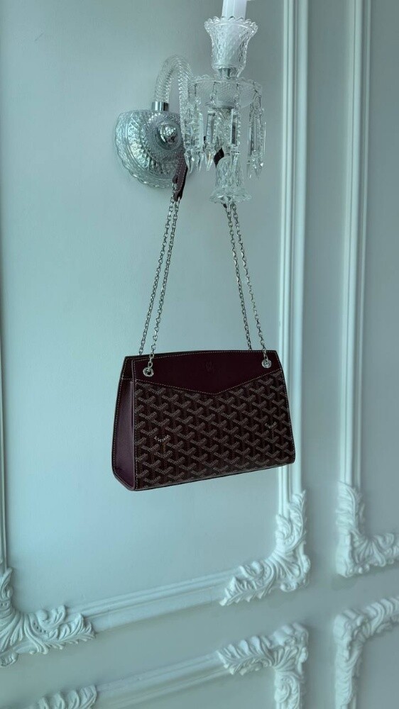 GYD Rouette Structure Mini Bag
1400 - 1
