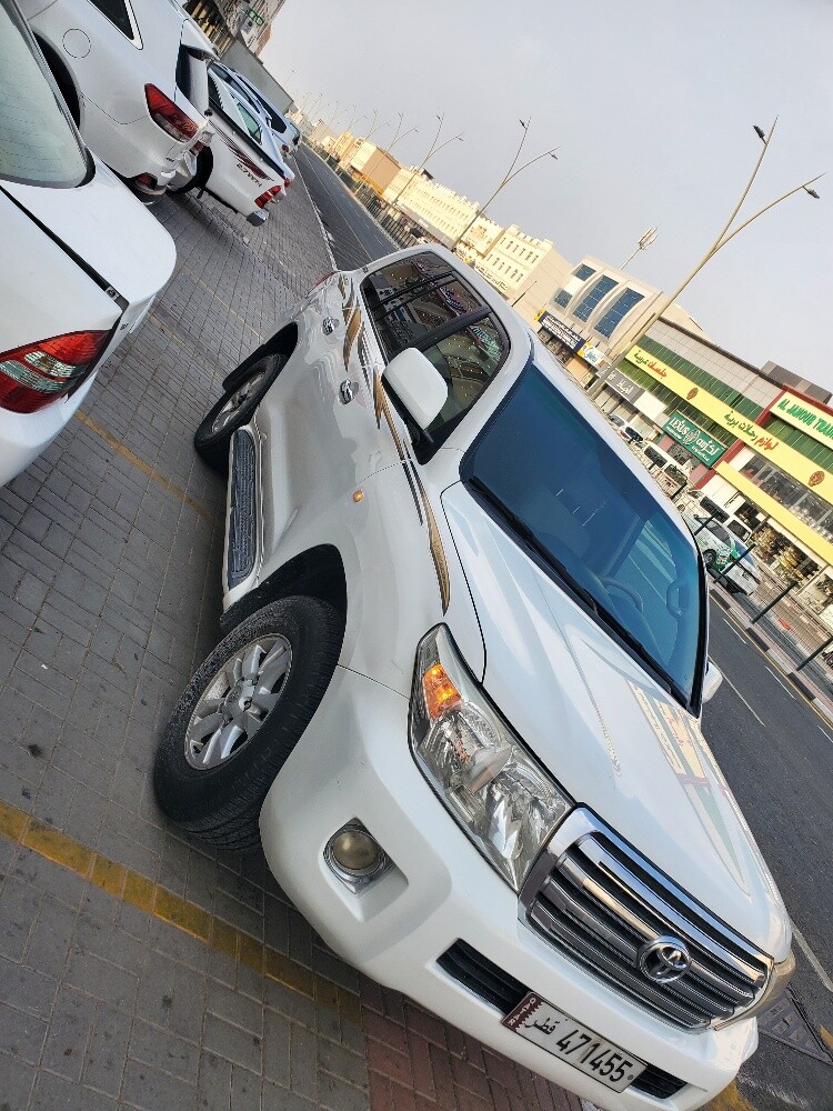 Toyota land cruiser GXR 2011 - 2
