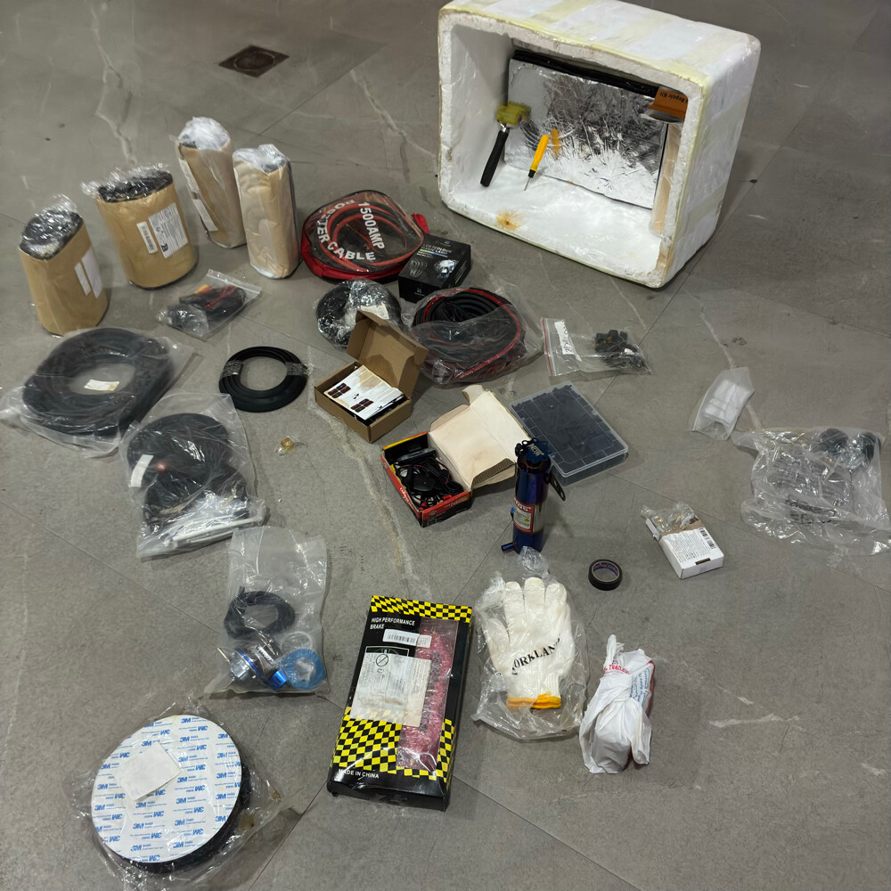 For Sale: Assorted Car Accessories - 8
