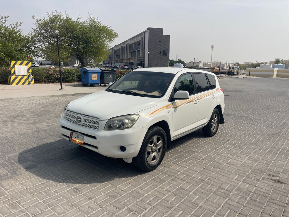 Toyota RAV4  - 4