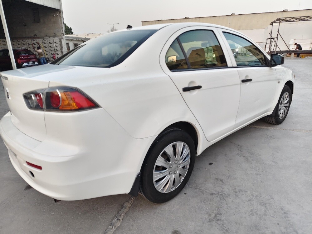 Mitsubishi lancer EX 2016 - 21