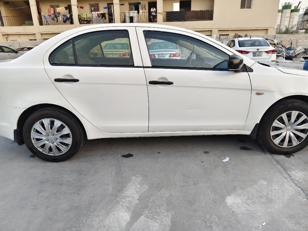 Mitsubishi lancer EX 2016 - 6