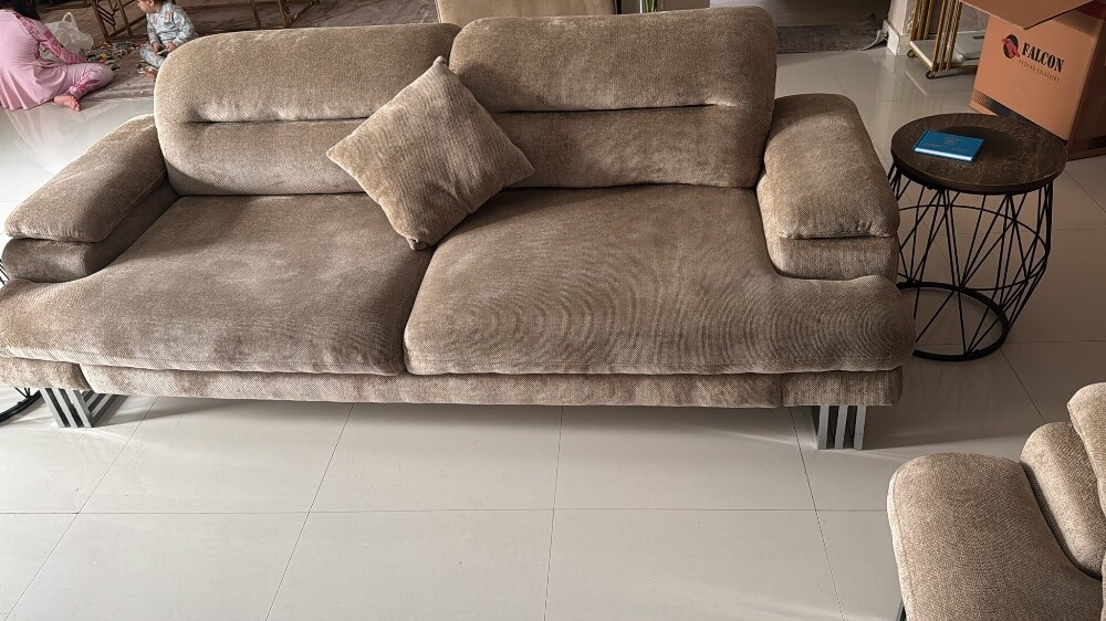 Sofa. - 1
