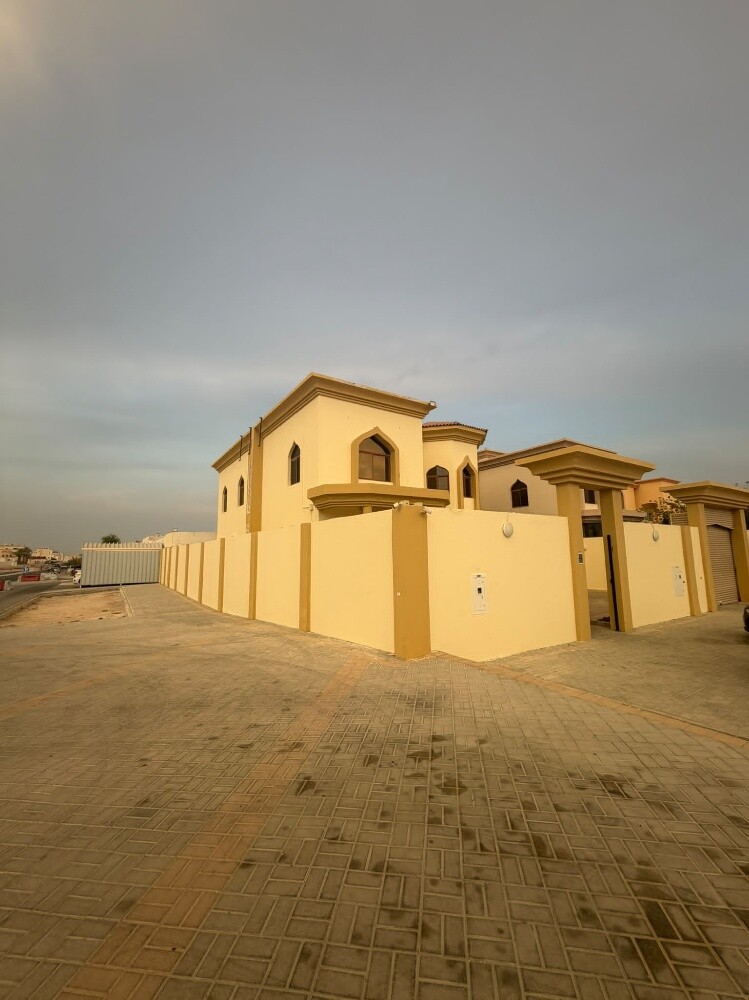 للإيجار فيلا معيذر سكنيه او خدميه - 8