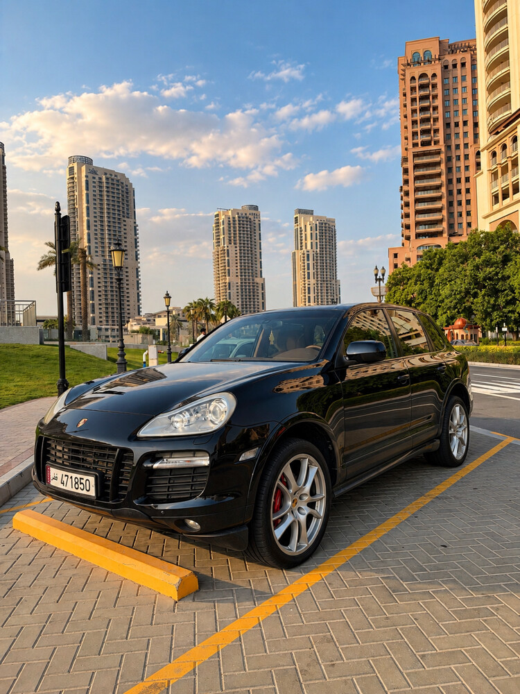 porche cayenne GTS - 1