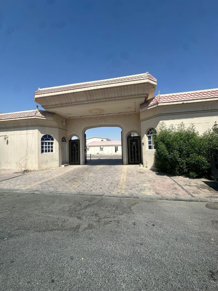 Private entrance annex with a yard. - 5