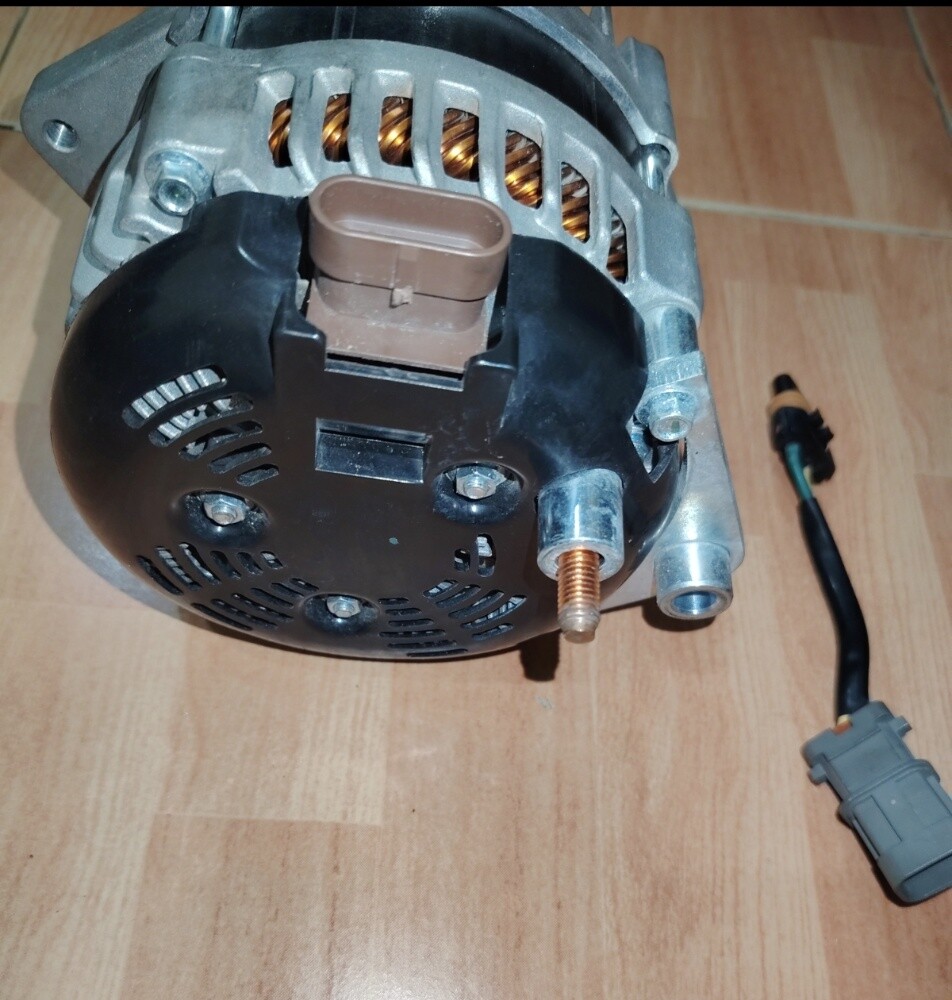 MH 220Amp alternator Nissan safari - 3