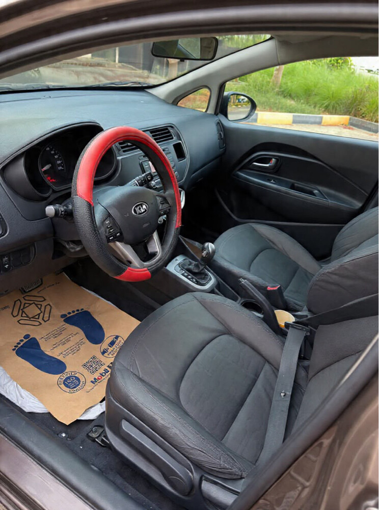 Kia Rio Hatchback 2015 - 8