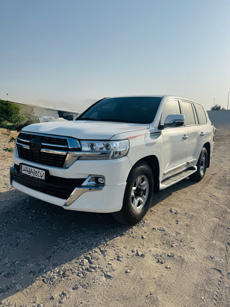 Land Cruiser  - 1