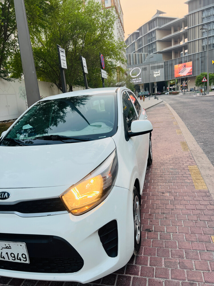 Kia Picanto 2018 for sale - 2