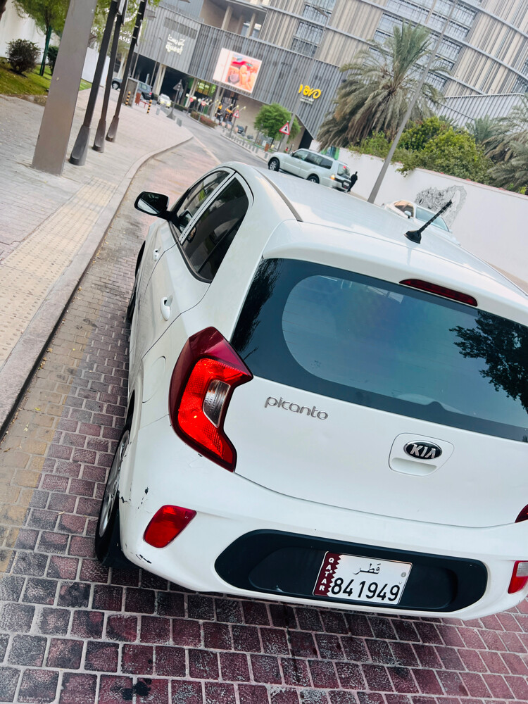 Kia Picanto 2018 for sale - 3