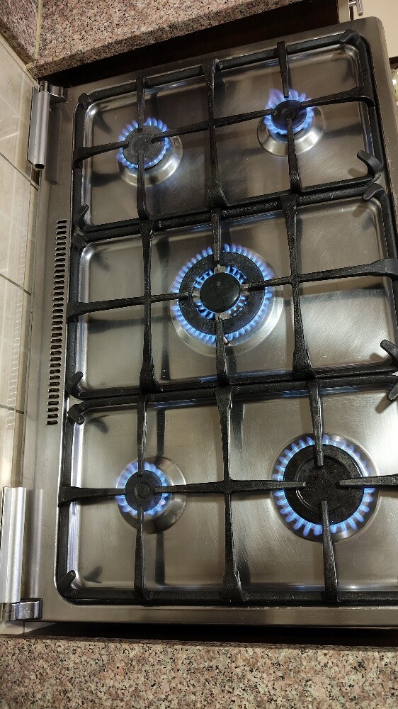 Gas cooker - 4