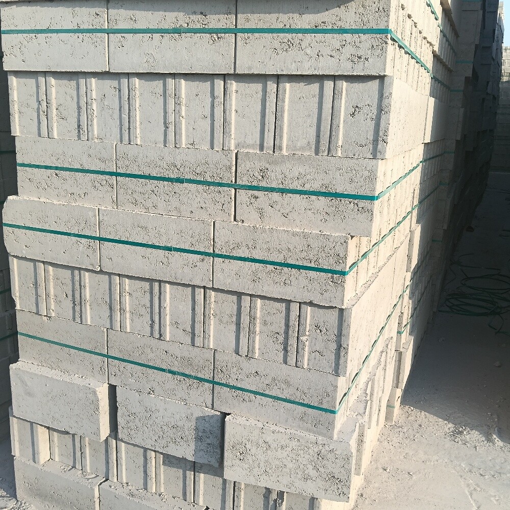 For sale: 20 cm concrete blocks - 21