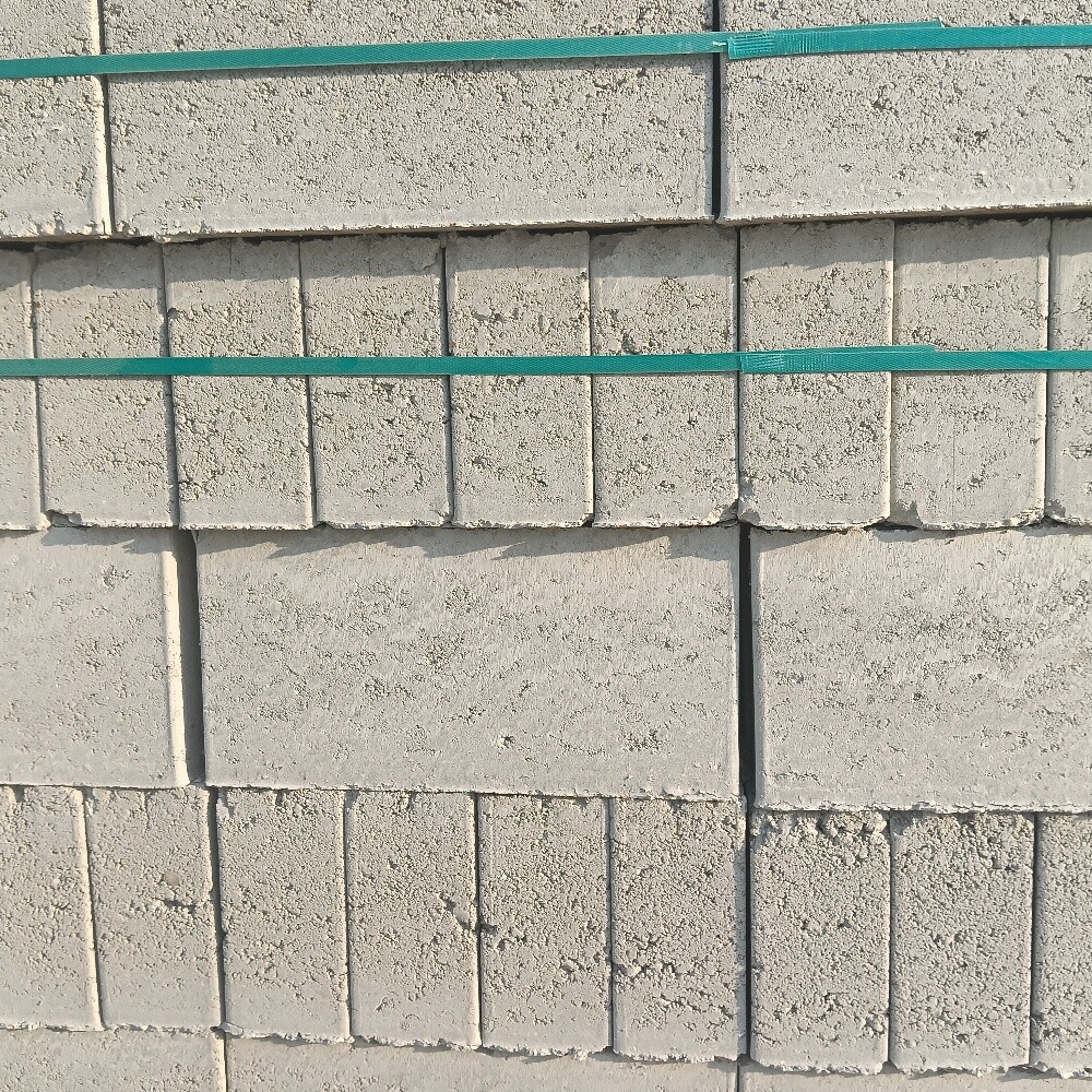 For sale: 20 cm concrete blocks - 23